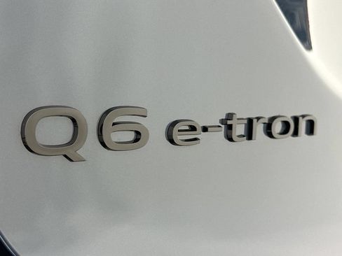 New 2027 Audi Q6 e-tron Premium Plus AWD/4WD image 21
