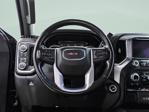 Used 2021 GMC Sierra 1500 Elevation w/ LPO, Elevation Black Package AWD/4WD image 9