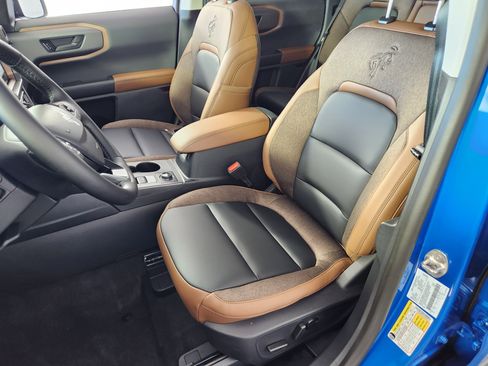 New 2026 Ford Bronco Sport Outer Banks w/ Outer Banks Tech Package+ AWD/4WD image 12