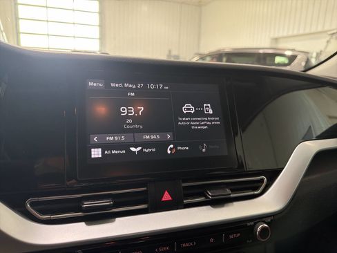 Used 2022 Kia Niro LX FWD image 10