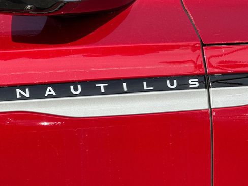 New 2026 Lincoln Nautilus Premier AWD/4WD image 22