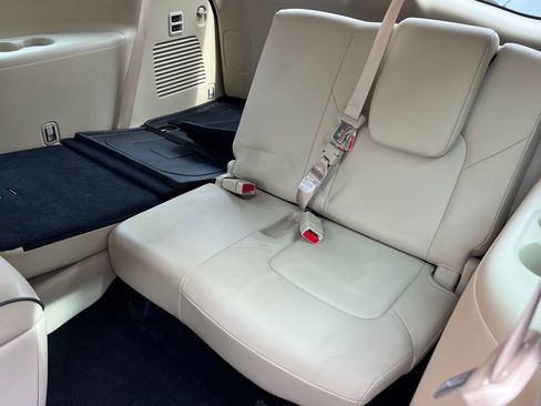 Used 2022 INFINITI QX80 Luxe w/ All-Season Package image 22