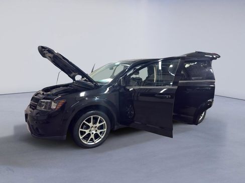 Used 2015 Dodge Journey R/T w/ Flexible Seating Group image 9