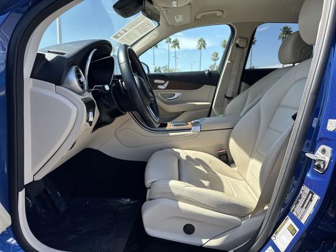 Used 2022 Mercedes-Benz GLC 300 image 21