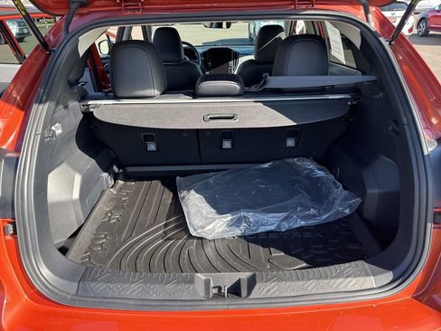 Used 2025 Subaru Crosstrek 2.5i Limited w/ Crosstrek Mirror Package image 12