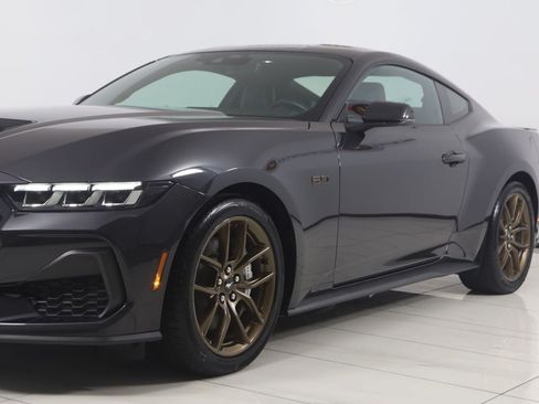 Used 2024 Ford Mustang GT Premium RWD image 79