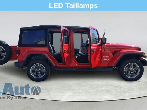 Used 2020 Jeep Wrangler Unlimited Sahara AWD/4WD image 16