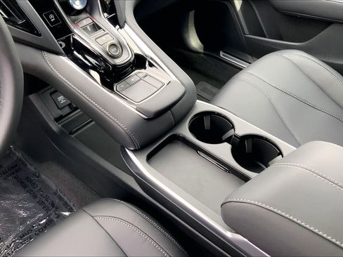 New 2026 Acura RDX SH-AWD image 7