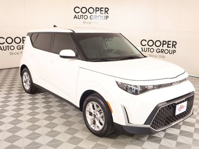 Used 2025 Kia Soul LX w/ LX Technology Package