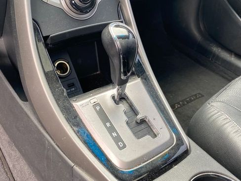 Used 2013 Hyundai Elantra Limited FWD image 11