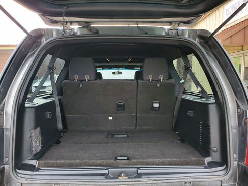 Used 2017 Ford Expedition EL XLT image 40