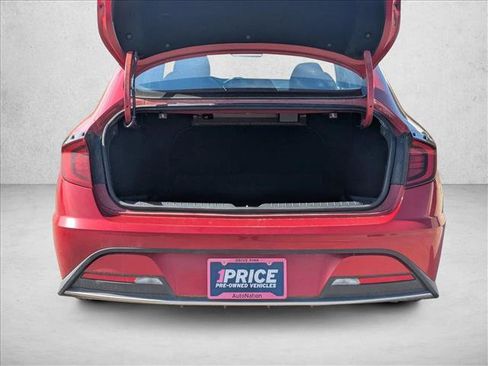 Used 2021 Hyundai Sonata SE w/ Preferred Accessory Package image 6