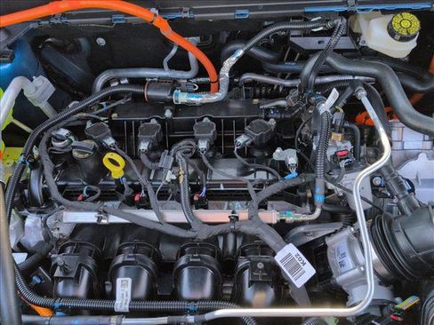 New 2025 Ford Maverick XLT image 16