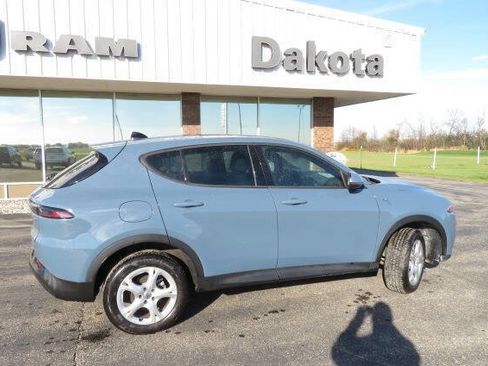 Used 2024 Dodge Hornet GT image 2