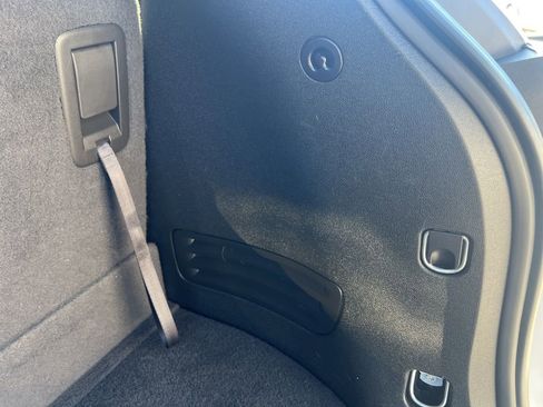 Used 2017 Chevrolet Traverse LT image 48