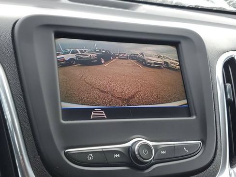 Used 2020 Chevrolet Equinox LT AWD/4WD image 19