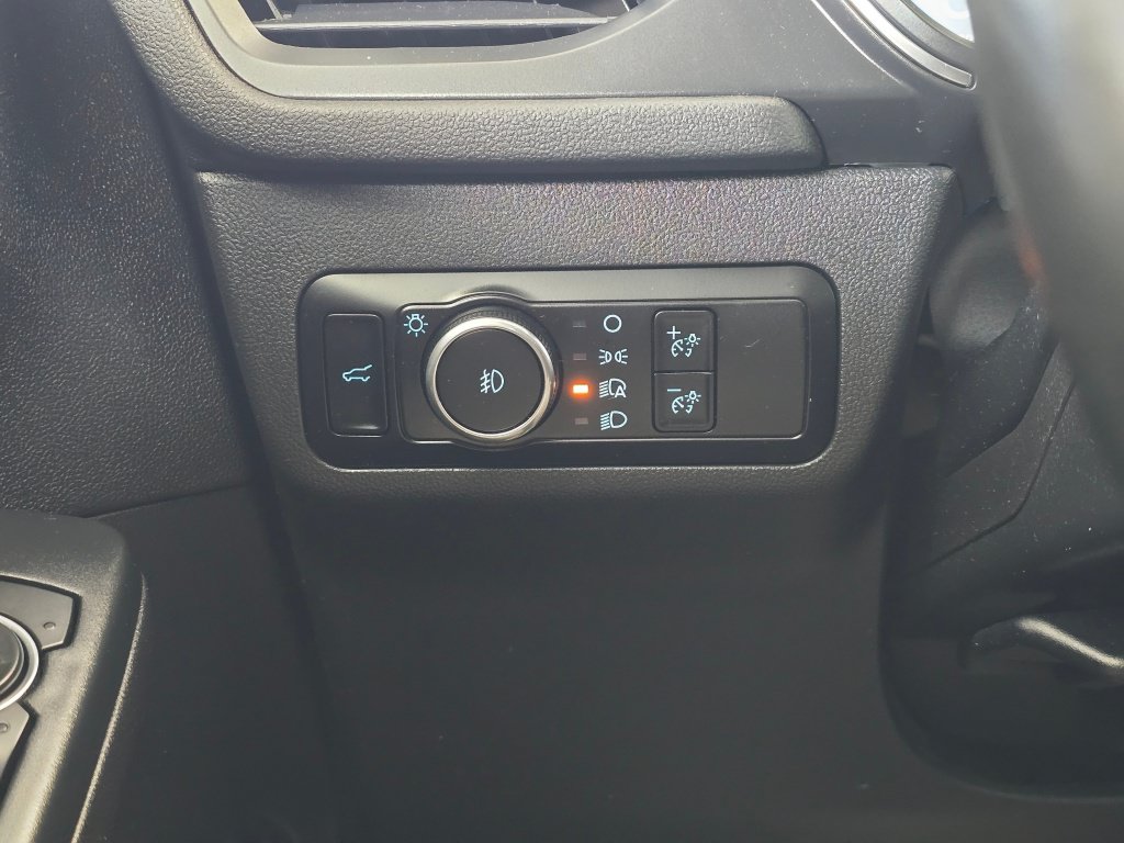 Used 2024 Ford Escape Platinum AWD/4WD image 25