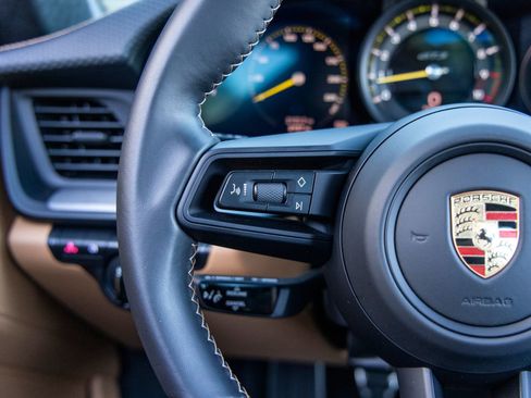 Used 2024 Porsche 911 GT3 image 37