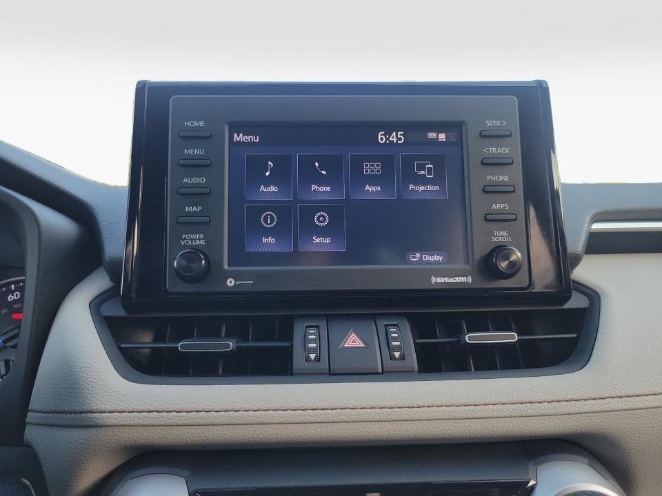 Used 2021 Toyota RAV4 XLE Premium AWD/4WD image 21