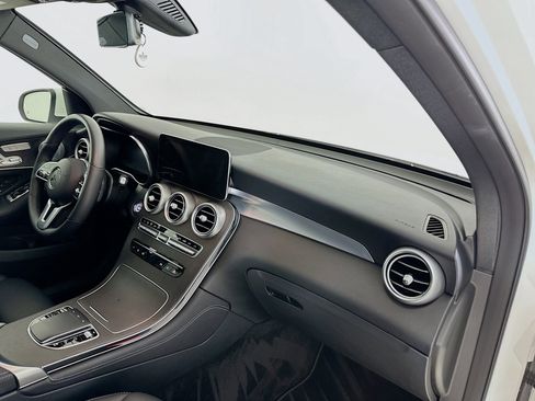 Certified 2021 Mercedes-Benz GLC 300 4MATIC image 31