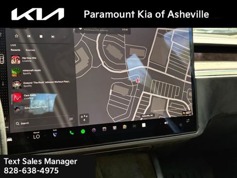 Used 2022 Tesla Model S image 9