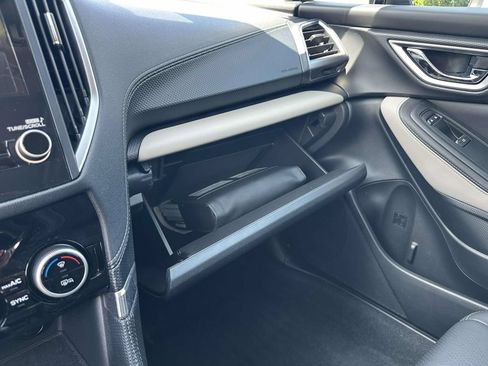 Certified 2024 Subaru Forester Limited AWD/4WD image 17