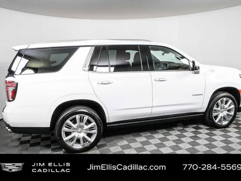 Used 2024 Chevrolet Tahoe High Country image 3