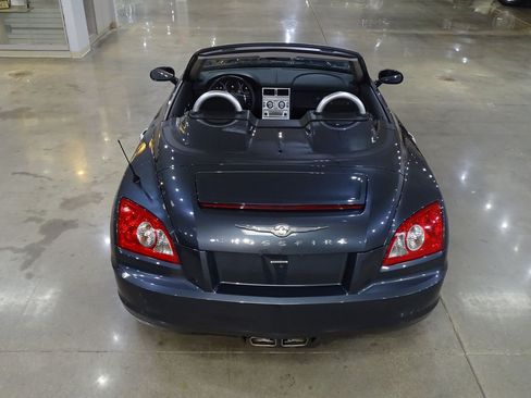Used 2008 Chrysler Crossfire Limited RWD image 11