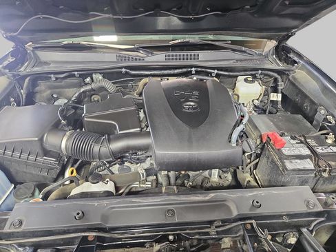 Used 2021 Toyota Tacoma 4x4 Double Cab image 33