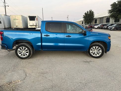 Used 2022 Chevrolet Silverado 1500 Custom RWD image 1