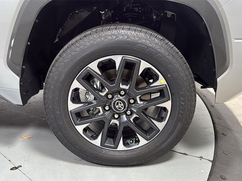 New 2026 Toyota Tundra Limited image 21