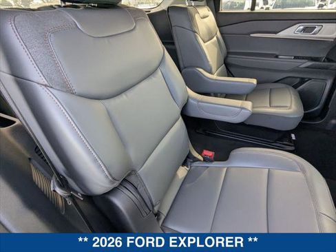 New 2026 Ford Explorer Active w/ Active Comfort Package image 18