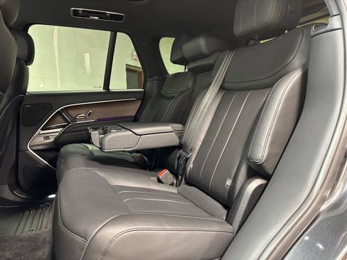 Used 2024 Land Rover Range Rover SE image 26