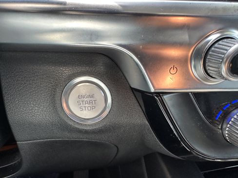 Certified 2022 Kia Telluride S FWD image 37