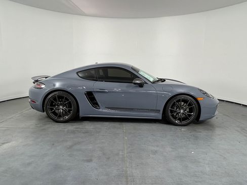 Used 2023 Porsche 718 Cayman image 8