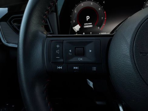 Used 2026 Nissan Kicks SR FWD image 38