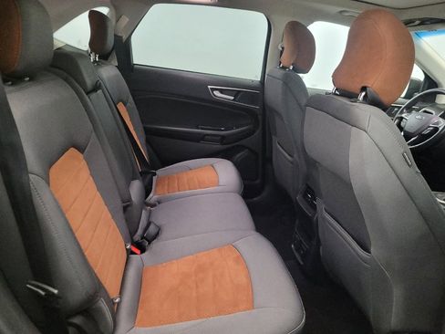 Used 2018 Ford Edge SEL w/ Equipment Group 201A AWD/4WD image 19