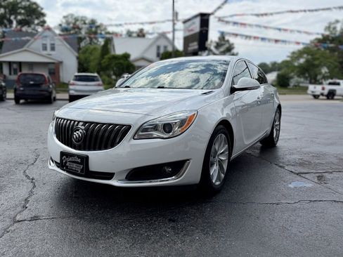 Used 2016 Buick Regal Premium FWD image 4