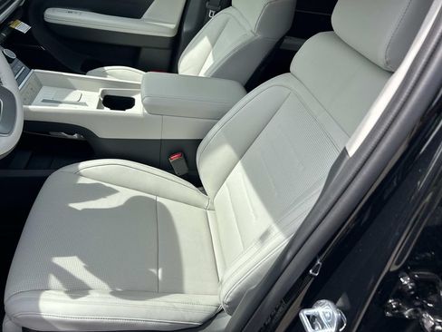 New 2026 Hyundai Santa Fe Calligraphy AWD/4WD image 15