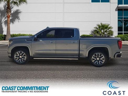 Certified 2025 GMC Sierra 1500 Denali w/ Denali Reserve Package AWD/4WD image 9