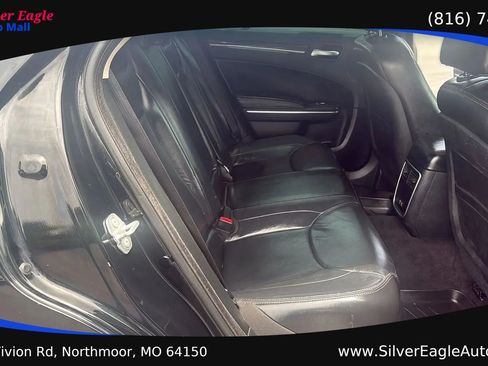 Used 2017 Chrysler 300 Limited w/ 300 Premium Group AWD/4WD image 11