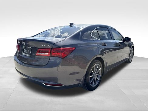 Used 2018 Acura TLX FWD image 5