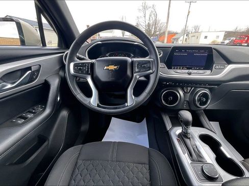 Used 2021 Chevrolet Blazer LT w/ LPO, Black Accent Package AWD/4WD image 5
