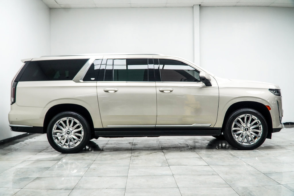 Used 2023 Cadillac Escalade ESV Premium Luxury w/ Touring Package AWD/4WD image 10