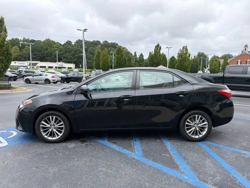 Used 2014 Toyota Corolla LE FWD image 9
