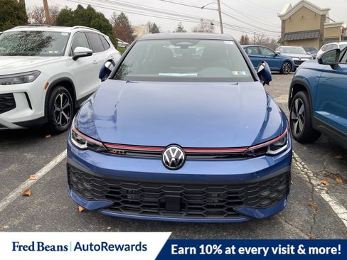 New 2026 Volkswagen GTI SE image 2