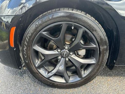 Used 2023 Chrysler 300 S RWD image 11