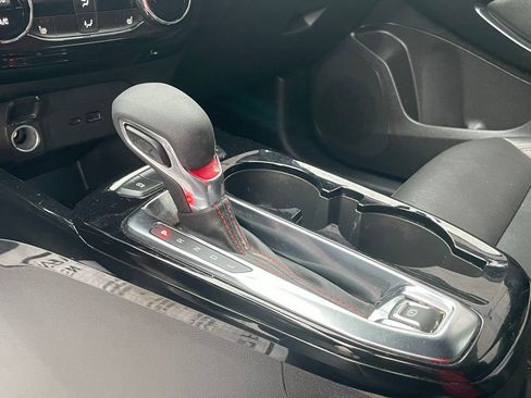 Used 2025 Chevrolet Trax RS w/ Driver Confidence Package image 18