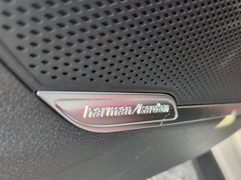 Used 2025 Kia Sportage SX image 25