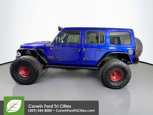 Used 2018 Jeep Wrangler Unlimited Rubicon AWD/4WD image 6